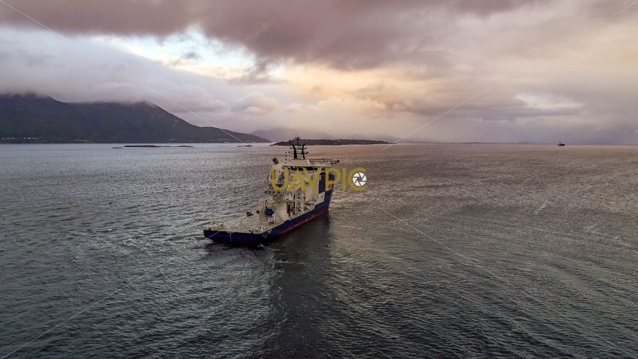 Topaz Tiamat-24.jpg - Uavpic