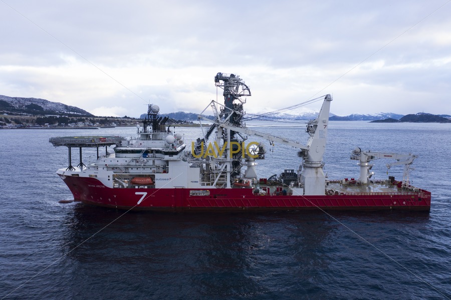 Seven Arctic 58.jpg - Uavpic