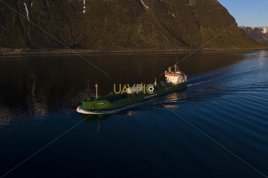 Thun EOS 817.jpg - Uavpic