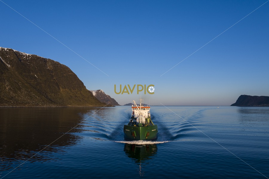 Thun EOS 819.jpg - Uavpic