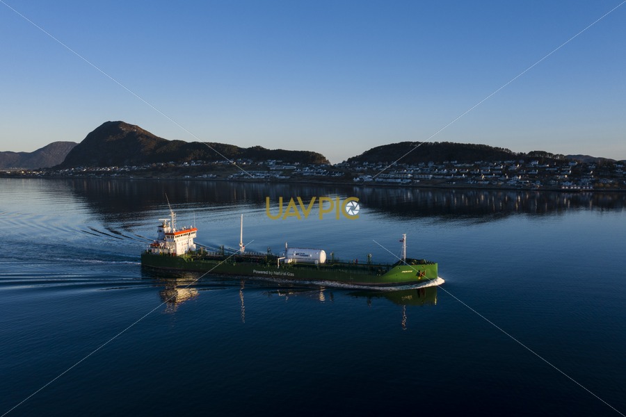 Thun EOS 830.jpg - Uavpic