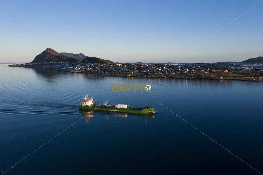 Thun EOS 836.jpg - Uavpic