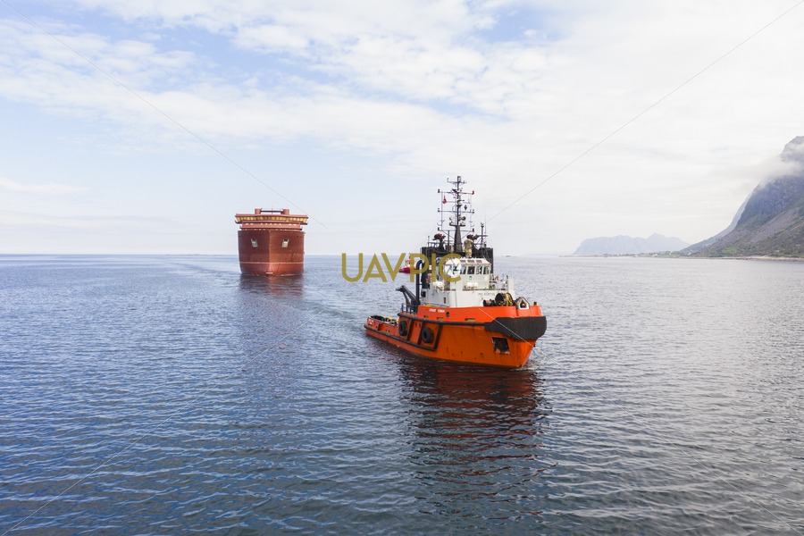 Stadt Kinn and Nexans Aurora 237.jpg - Uavpic