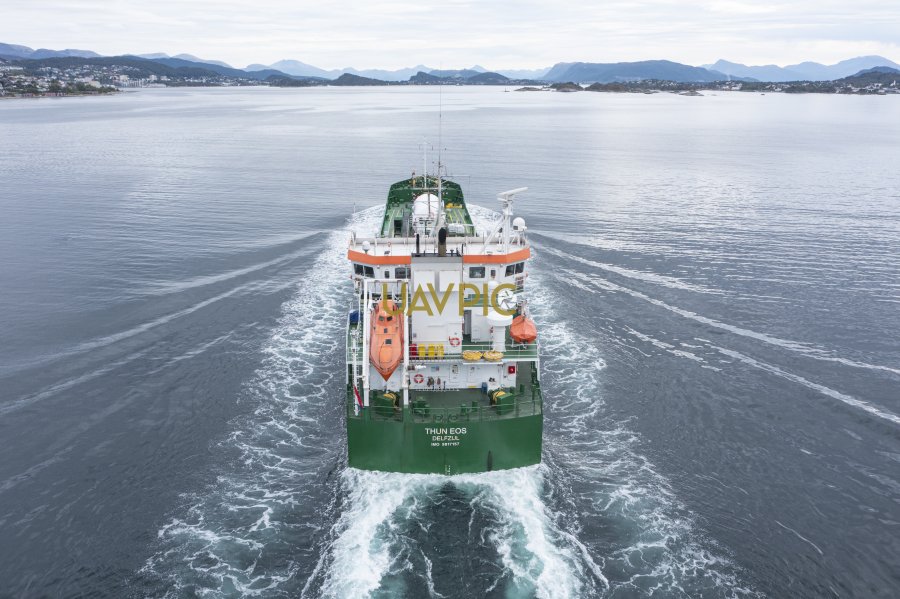 Thun Eos 223.jpg - Uavpic