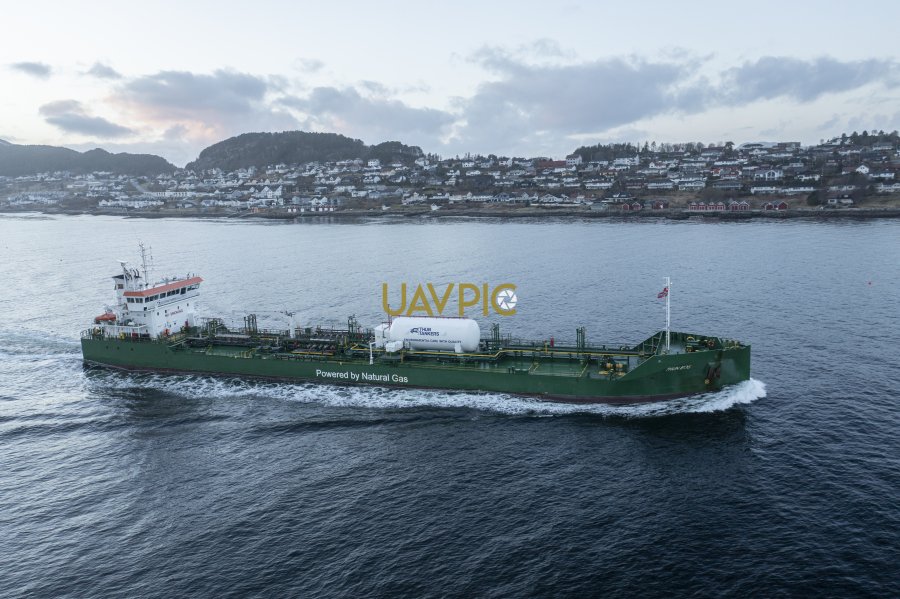 Thun Eos 776.jpg - Uavpic