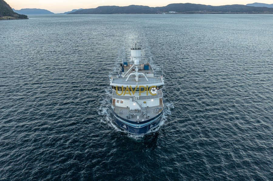 Ronja Queen 354.jpg - Uavpic