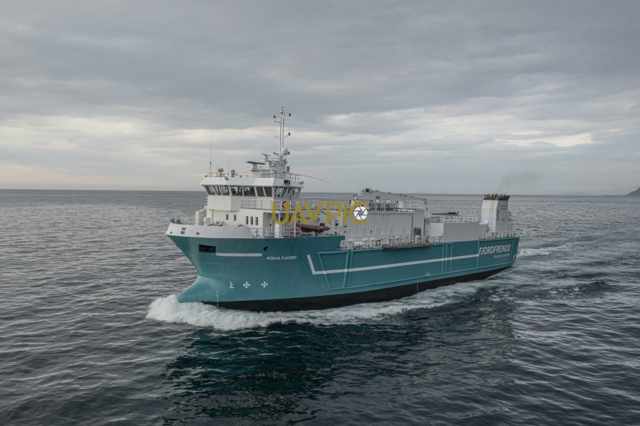 Aqua Fjord 425.jpg - Uavpic