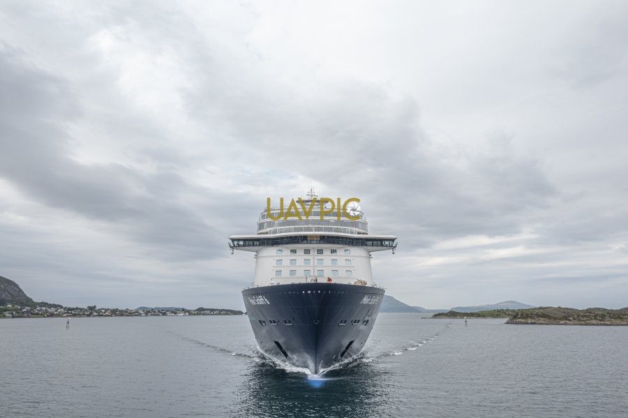 Mein Schiff 6 534.jpg - Uavpic