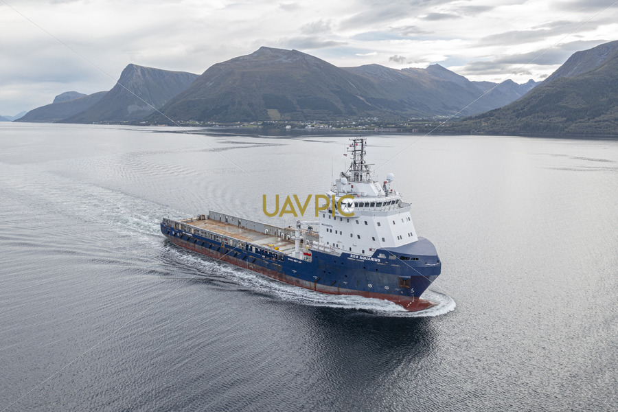 Rem Aquarious 343.jpg - Uavpic