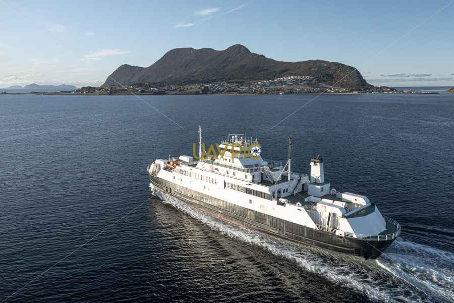 Møysalen 380.jpg - Uavpic